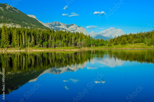 Middle Lake, Bow Valley Provincial Park Alberta, Canada