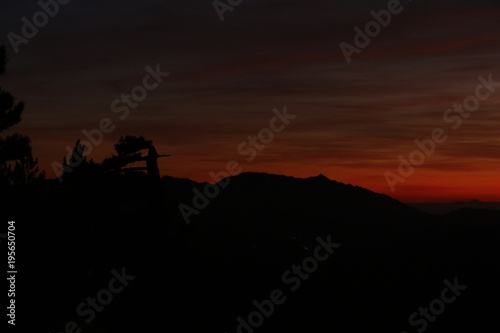 Sonnenuntergang mit Blick auf die K  ste