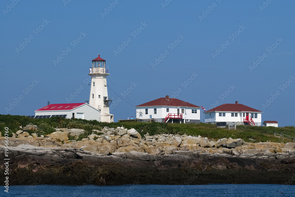 Canadian Lighthouse Has Two Building for its Keepers