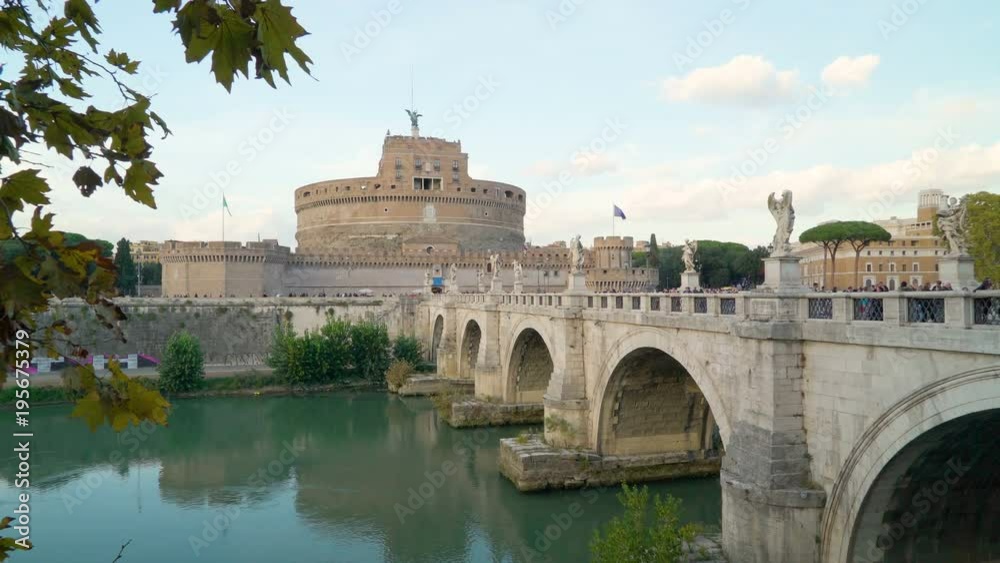 16929_The_bridge_of_the_castle_of_Sant_Angelo_in_Rome_Italy.mov 16929_The_bridge_of_the_castle_of_Sant_Angelo_in_Rome_Italy.mov