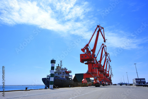 Wallpaper Mural Port crane bridge and bulk carrier Torontodigital.ca