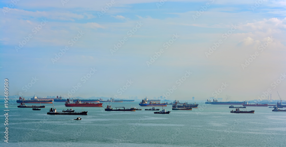 Obraz premium World’s busiest shipping lane - Straits of Malacca and Singapore.