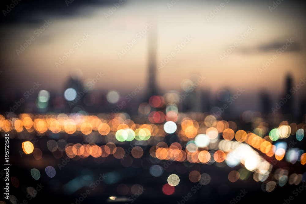 Obraz premium Blurred aerial view of Dubai at night time