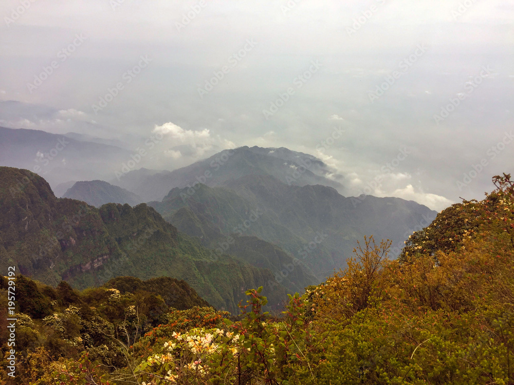 The Golden Top cloud sea in Mount Emei ，Sichuan, China