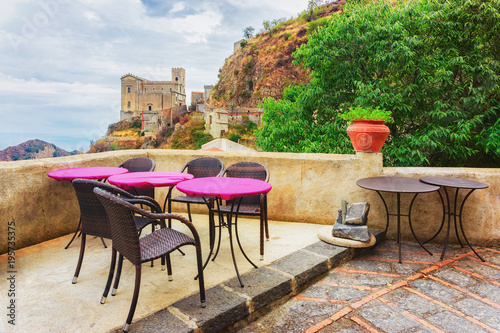 Fototapeta Naklejka Na Ścianę i Meble -  Street cafe in Savoca