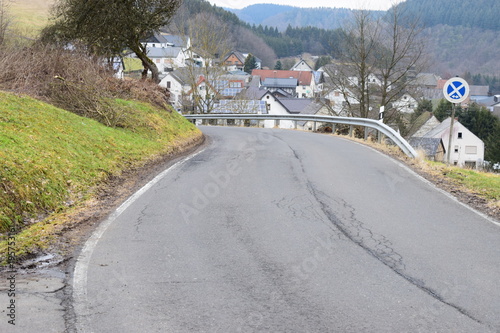 Kurve aus Jammelshofen, Eifel photo