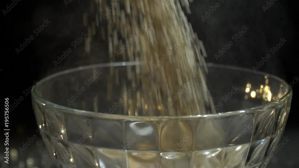 The barley porridge is poured into a glass bowl