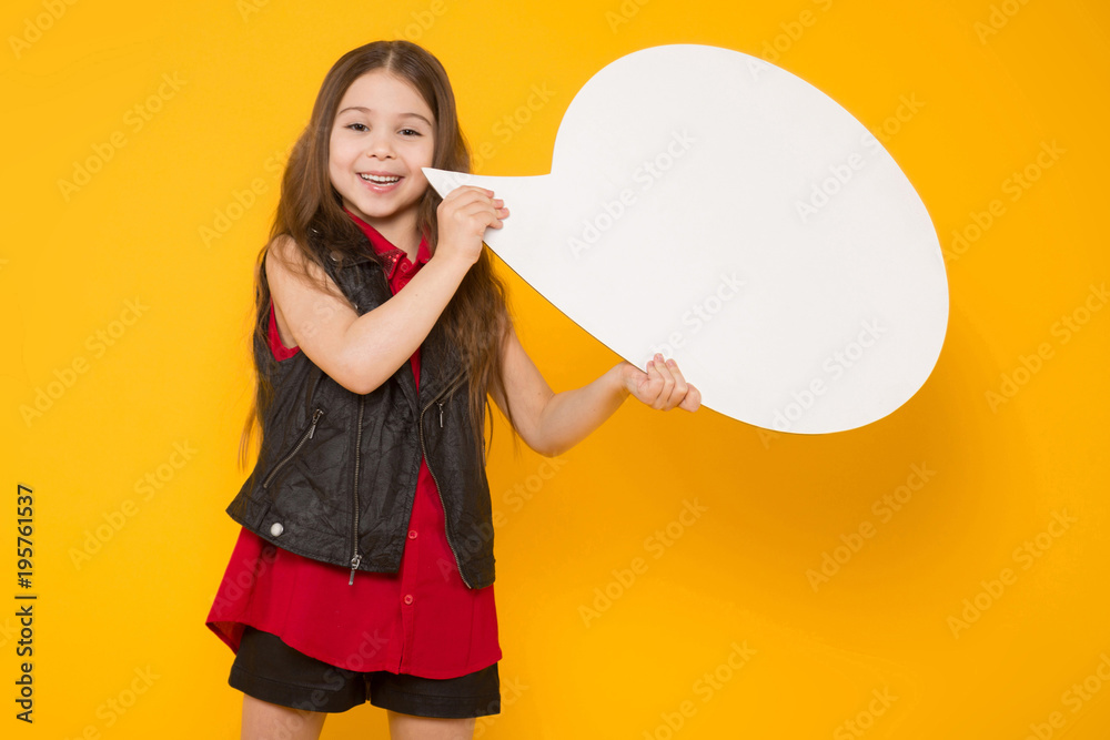 Little brunette girl with speech bubble Little brunette girl with speech bubble