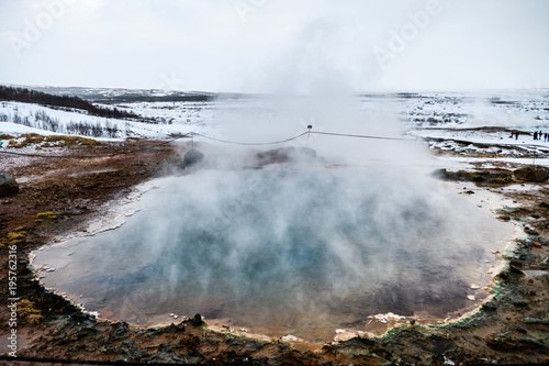 Fototapeta Naklejka Na Ścianę i Meble -  hot spring geyser in iceland