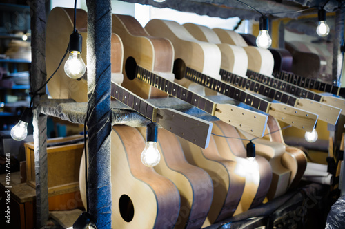 Fotografie factory for the production of bent wood products