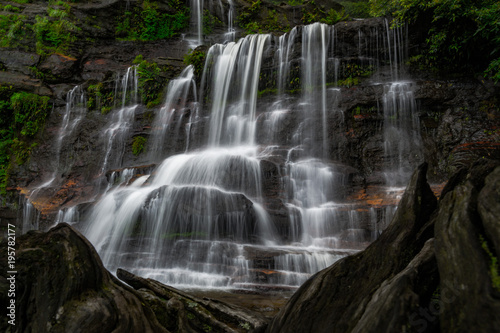 waterfall at blue mountain national park © Jeldrik