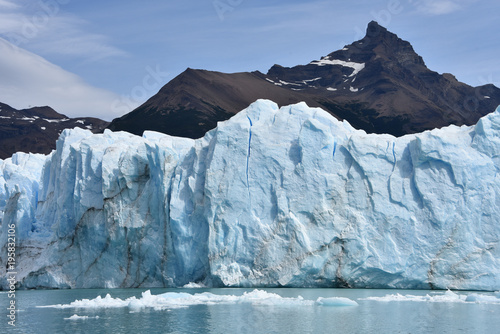 Perito Moreno glacier and Andes mountains, Parque Nacional Los Glaciares, UNESCO World Heritage Site, El Calafate, Argentina