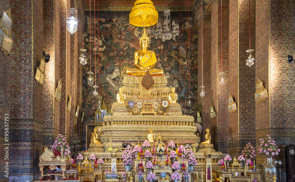 Fototapeta premium Wat Pho in Bangkok