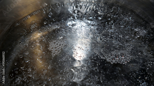 Cuadro en lienzo acqua bollore1