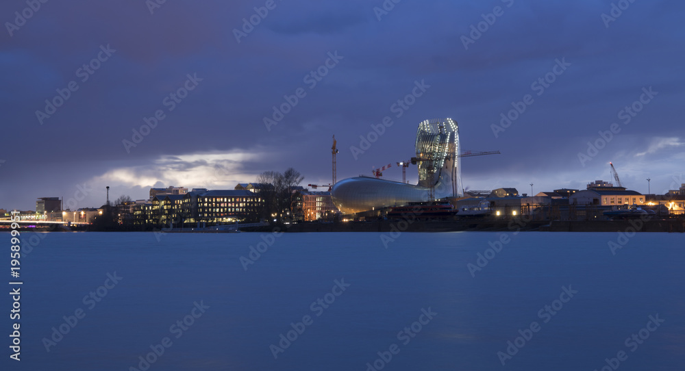 Fototapeta premium bordeaux 