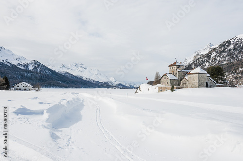 Silvaplana, Surlej, Silvaplanersee, Winter, Wintersport, Langlauf, Loipen, Winterwanderweg, Oberengadin, Graubünden, Schweiz © bill_17