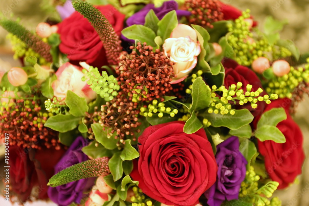 Obraz premium bouqet of spring flowers for Valentine's day. Hello spring. hello March.