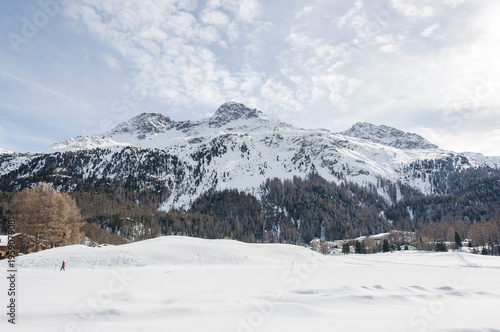 Surlej  Dorf  Piz Surlej  Silvaplana  Silvaplanersee  Corvatsch  Bergbahn  Engadin  Oberengadin  Winter  Wintersport  Winterwanderweg  Alpen  Graub  nden  Schweiz