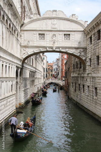 Venise et ses monuments
