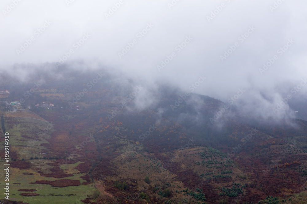 Obraz premium Sangchal in Autumn, Mazandaran, Iran