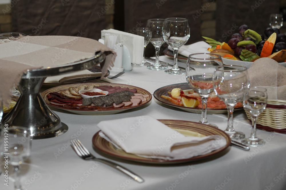 Fototapeta premium served table in cafe or restaurant
