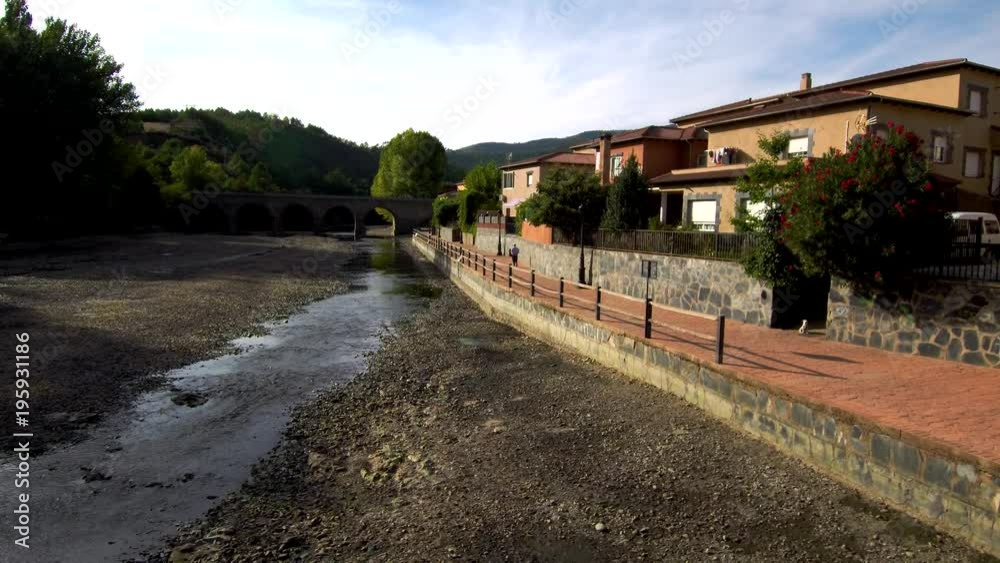 Drone en Caceres, poblacion Pinofranqueado, municipio español, perteneciente a la provincia de Cáceres, en la comunidad autónoma de Extremadura (España) Drone en Caceres, poblacion Pinofranqueado, municipio español, perteneciente a la provincia de Cáceres, en la comunidad autónoma de Extremadura (España)