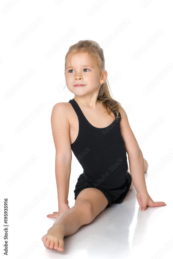 Little girl doing twine Little girl doing twine