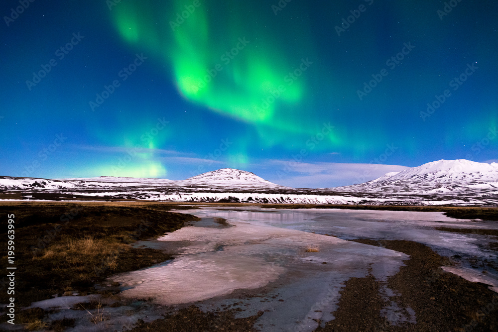 Northern Lights in Þingvellir (Thingvellir) 