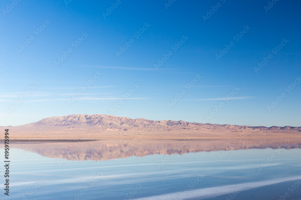 Obraz premium Hoze Soltan Lake, Qom, Iran