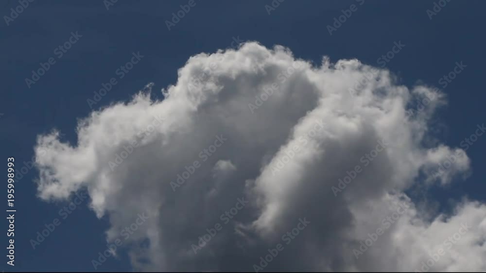 weiße Wolken am blauen Himmel Zeitraffer Timelapse weiße Wolken am blauen Himmel Zeitraffer Timelapse
