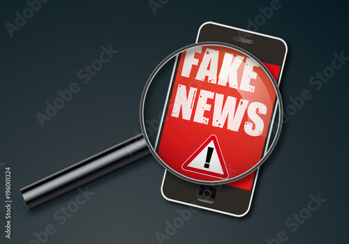 fake news - infos -information - mensonge - smartphone - faux - réseau social -mentir
