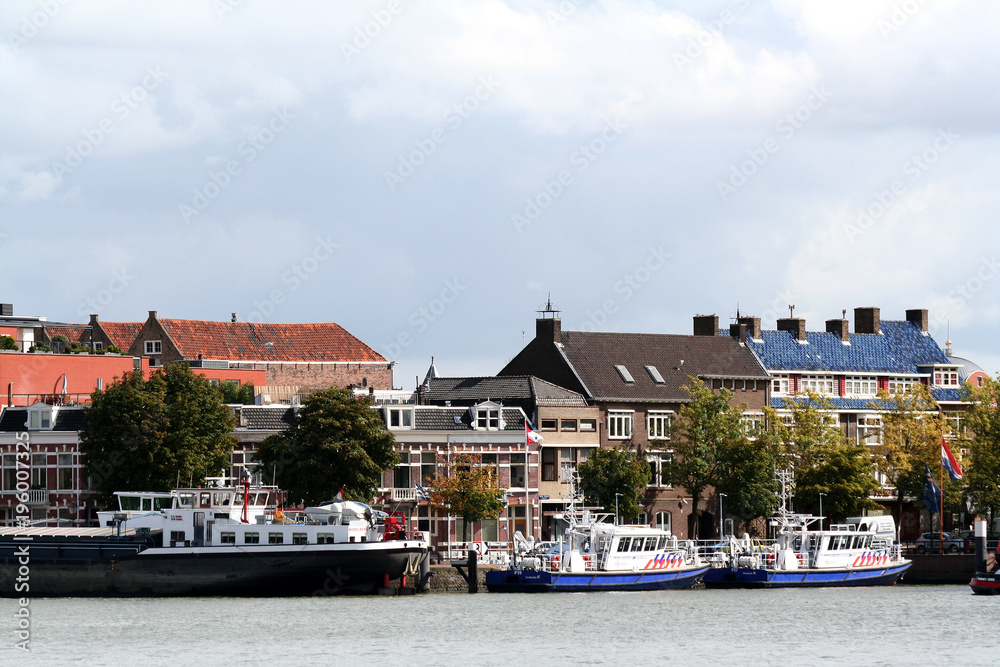 Skyline seen from river the oude Maas