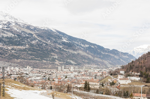 Chur, Stadt, Altstadt, Kirche, Martinskirche, Passstrasse, Julierpass, Passstrasse, Alpen, Graubünden, Schweizer Berge, Winter, Wintersport, Schweiz © bill_17