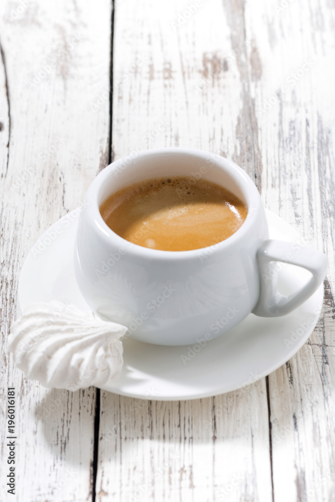 Fotografie cup of coffee with marshmallows, vertical