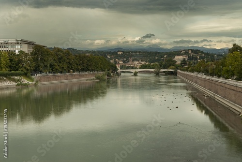 Wallpaper Mural Verona (VR) Torontodigital.ca
