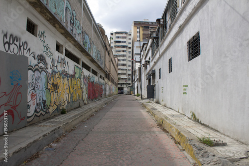 Fototapeta Naklejka Na Ścianę i Meble -  cityscape on a lonely street
