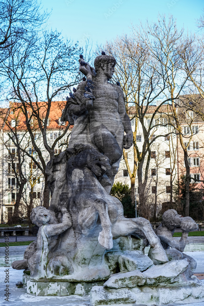 München - Neptunbrunnen im alten Botanischen Garten