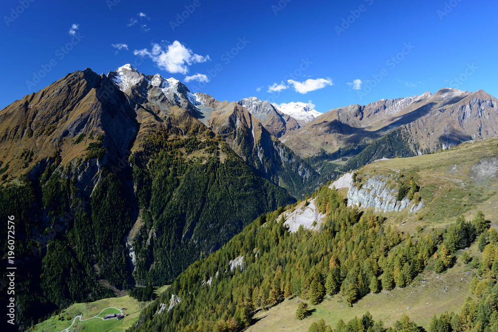 Spätherbst in den Hohen Tauern, Großvenediger, Kristallwand und Ochsenburg über Matrei in Osttirol