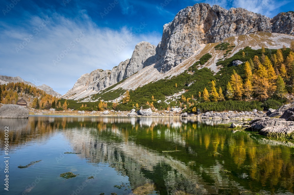 Φωτογραφία Lake Dvojno Jezero at Triglavska Sedmera jezera In Triglav National park