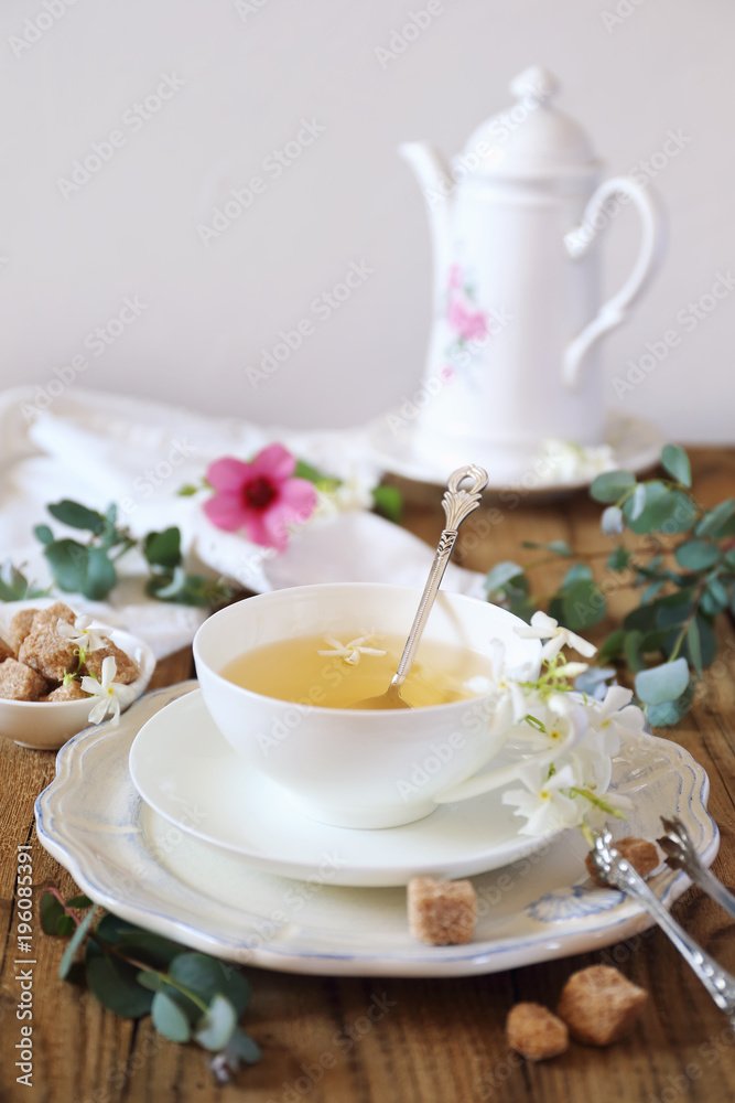 Romantic tea drinking with jasmine green tea Romantic tea drinking with jasmine green tea