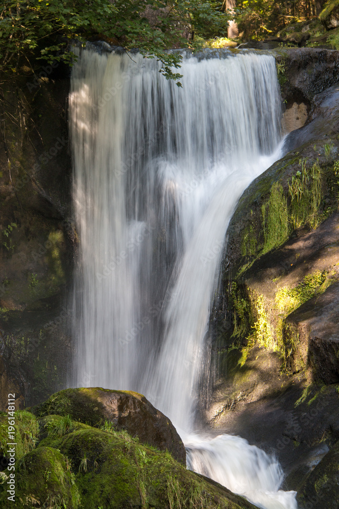 nahaufnahme, Wasserfall mit bewegung in Triberg, Schwarzwald