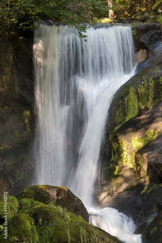 nahaufnahme  Wasserfall mit bewegung in Triberg  Schwarzwald