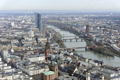 Die neue europ  hische Zentralbank  EZB  mit der Skyline von Frankfurt am Main  Hessen  Deutschland  Europa