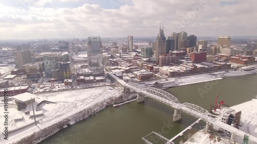 Nashville Snow- Slow move up of skyline and river