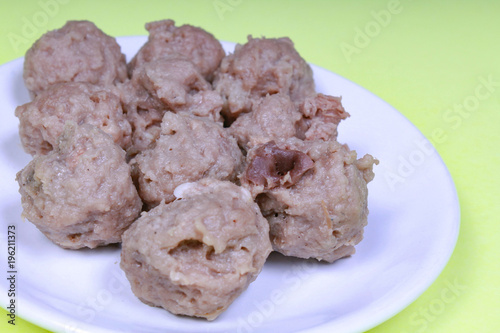 Indonesian street food : meatballs