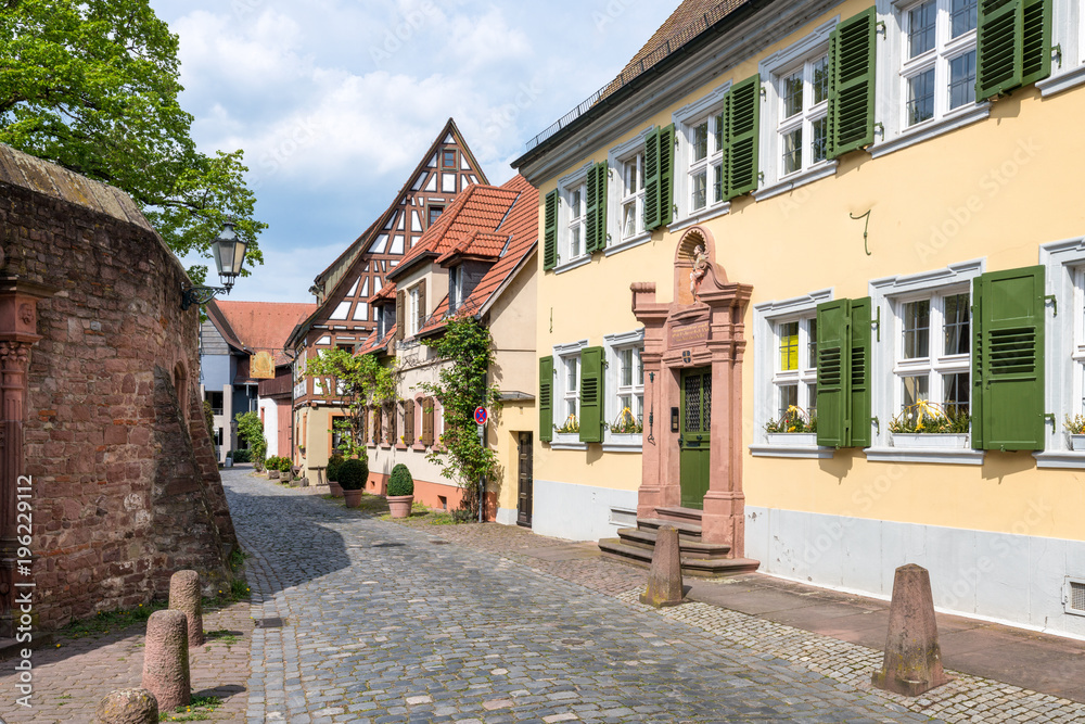 Altstadt von Ladenburg mit Fachwerkhäusern, Baden-Württemberg, Deutschland
