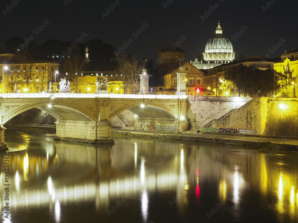 Fototapeta premium Night scene Roma, Vaticano, Sant Angelo