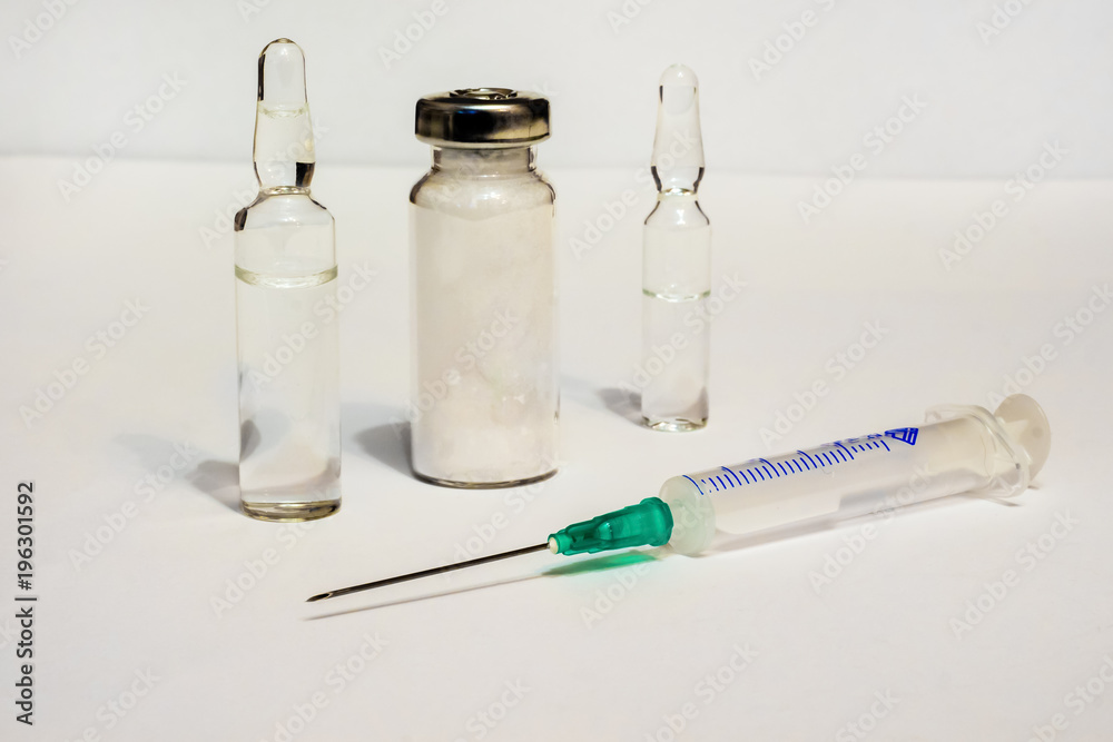 syringe and set for injection to patients in an outpatient clinic, pain relief and improving health syringe and set for injection to patients in an outpatient clinic, pain relief and improving health