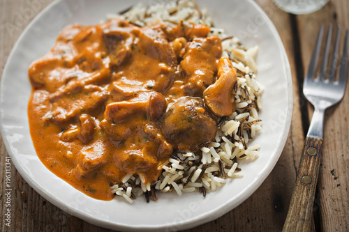 Steak and mushroom stroganoff with rice