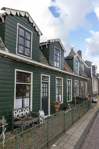 Fototapeta Naklejka Na Ścianę i Meble -  Traditional houses in Zaandam
